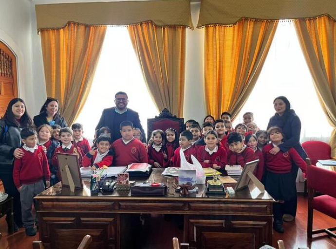 SALIDA PEDAGÓGICA: EXPLORANDO NUESTRA IDENTIDAD LOCAL Y NACIONAL