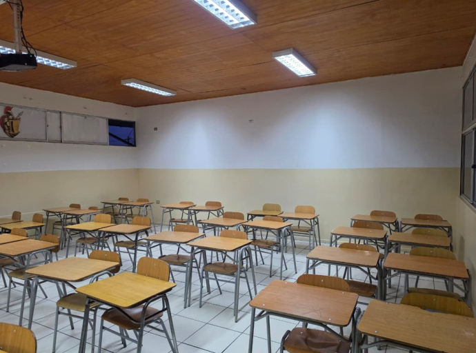 COLEGIO SAN MANUEL INICIA EL SEGUNDO SEMESTRE CON IMPORTANTES MEJORAS EN SUS SALAS DE CLASES