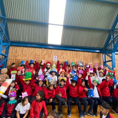 Desfile De Gorros 8