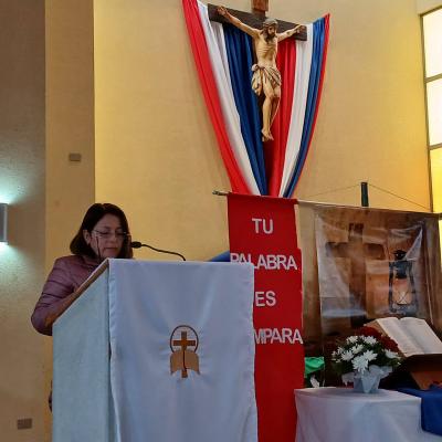 Mes De La Biblia 15